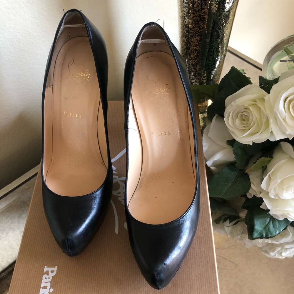 Christian Louboutin Rolando sz 39 - Picture 4 of 5